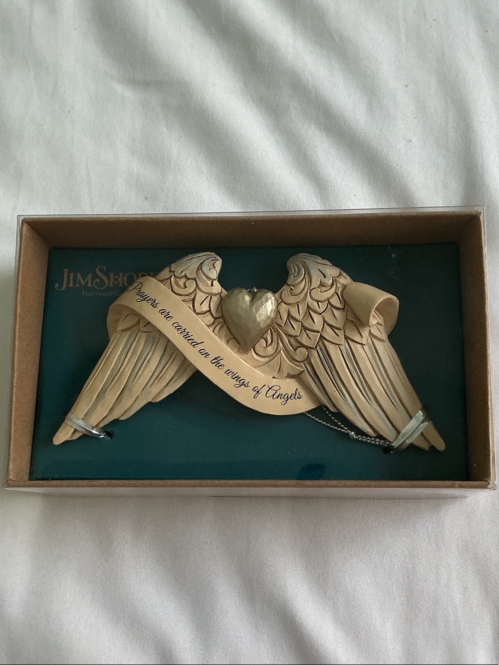 Jim Shore Heartwood Creek - Cream Angel Wings with Gold Heart